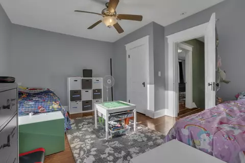 Bedroom - 537 E Wheeling St, Lancaster, OH 43130 photo 2 of 5
