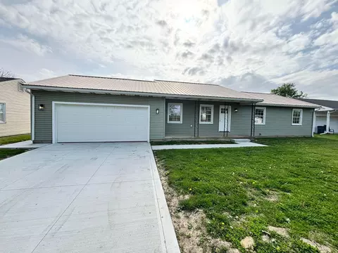 938 Old Chillicothe Rd SE, Washington Court House, OH 43160