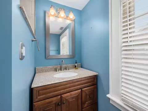 2629 E Broad St, Columbus, OH 43209 photo 35