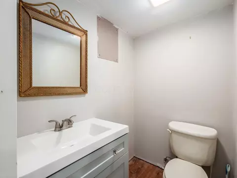 2629 E Broad St, Columbus, OH 43209 photo 46