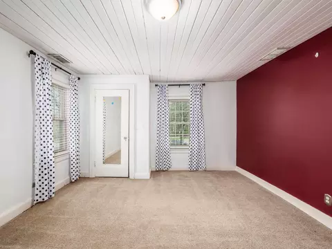 2629 E Broad St, Columbus, OH 43209 photo 32