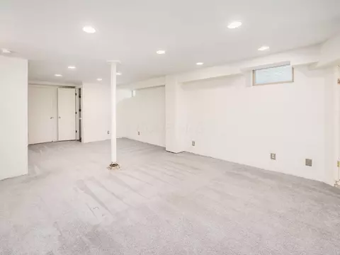 2629 E Broad St, Columbus, OH 43209 photo 44