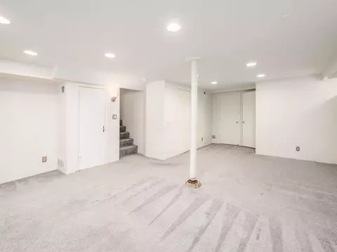 2629 E Broad St, Columbus, OH 43209 photo 43