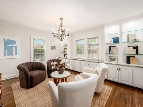 2629 E Broad St, Columbus, OH 43209 photo 10