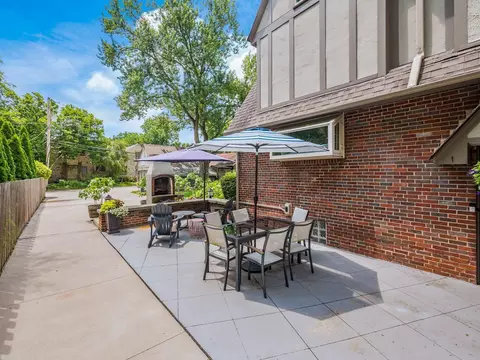 2629 E Broad St, Columbus, OH 43209 photo 49