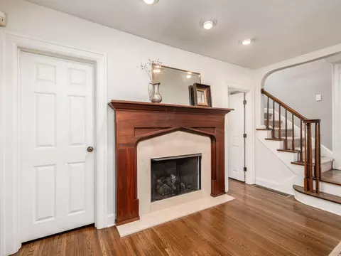2629 E Broad St, Columbus, OH 43209 photo 19