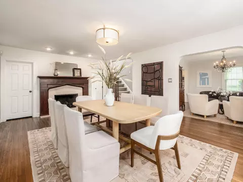 2629 E Broad St, Columbus, OH 43209 photo 5