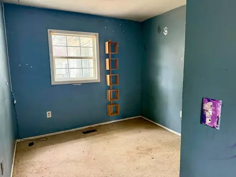 Bedroom - 1060 Capri Dr, Marion, OH 43302 photo 1 of 4