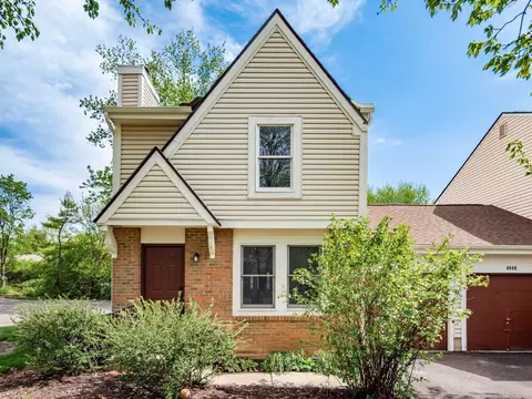 4944 Buck Thorn Ln, Columbus, OH 43220
