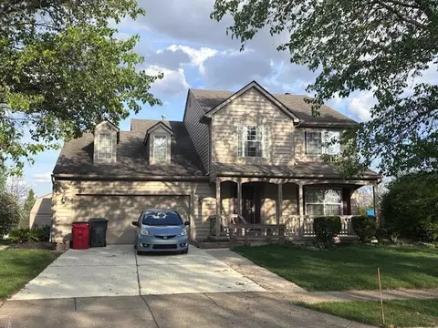 165 Wyckshire Dr, Pataskala, OH 43062