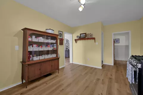 Entry Way - 220 Barnes Ave, Circleville, OH 43113 photo 3 of 3