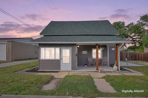 220 Barnes Ave, Circleville, OH 43113