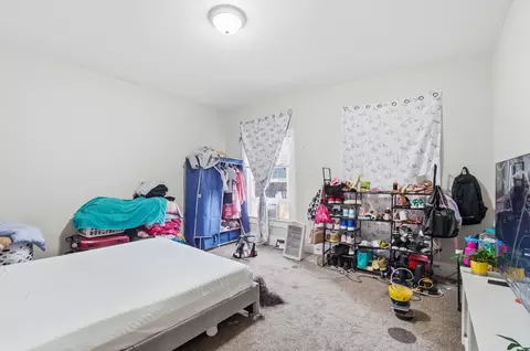Bedroom - 1501 E High St, Springfield, OH 45505 photo 2 of 11