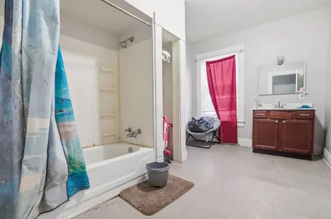 Bath - 1501 E High St, Springfield, OH 45505 photo 1 of 3