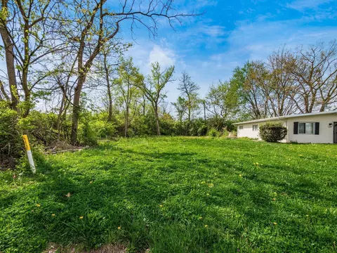 1835 E Blake Ave, Columbus, OH 43219 photo 2
