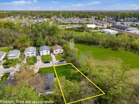 1835 E Blake Ave, Columbus, OH 43219 photo 12