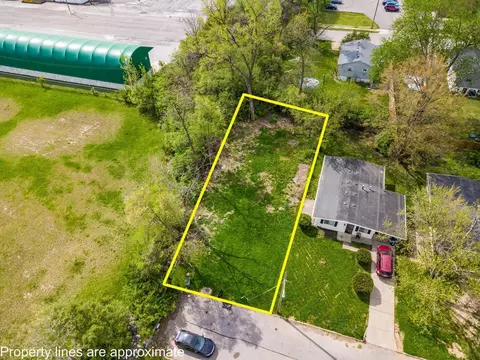 1835 E Blake Ave, Columbus, OH 43219 photo 9