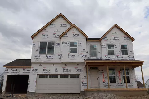 8725 Martin Ln, Plain City, OH 43064