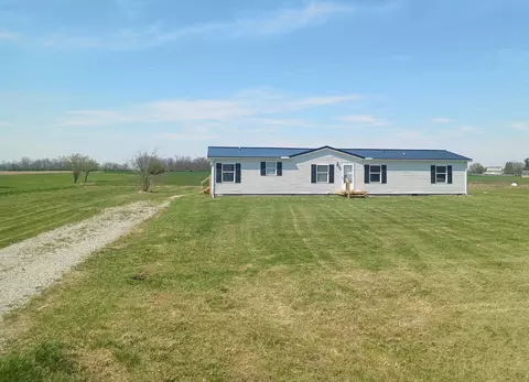 4200 Camp Grove Rd SE, Washington Court House, OH 43160