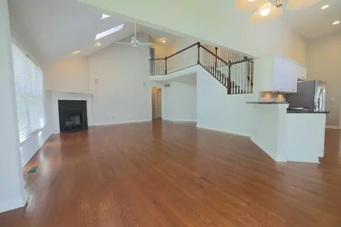 374 Rosewood Ct, Powell, OH 43065