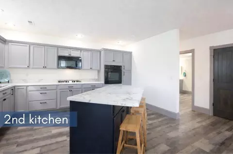 Kitchen - 14841 King Rd, Howard, OH 43028 photo 6 of 7