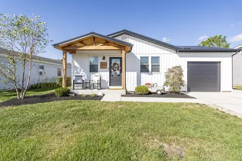 350 W Main St, Mount Sterling, OH 43143