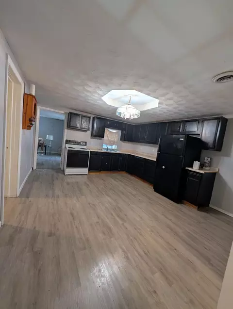 364 Blaine Ave, Marion, OH 43302