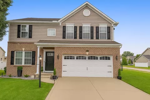 156 Georges Creek Dr, Pickerington, OH 43147