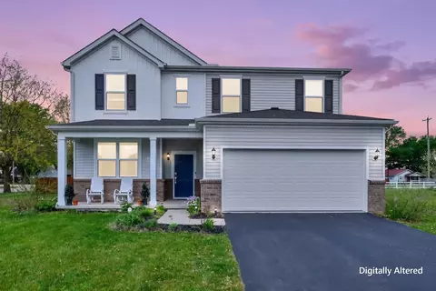 1138 Lake Forest Dr, Hebron, OH 43025