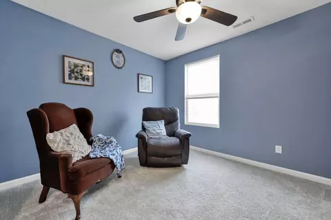 Bedroom - 1138 Lake Forest Dr, Hebron, OH 43025 photo 1 of 5