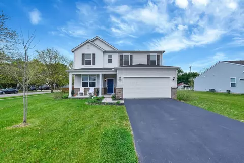 Exterior - 1138 Lake Forest Dr, Hebron, OH 43025 photo 3 of 4