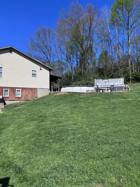 Exterior - 41980 Midkiff Rd, Pomeroy, OH 45769 photo 6 of 7