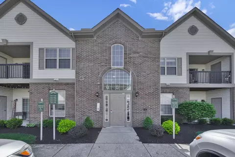 756 Hidden Springs Dr, Lewis Center, OH 43035