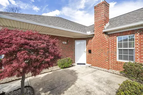 697 Hampton Woods Dr, Marion, OH 43302