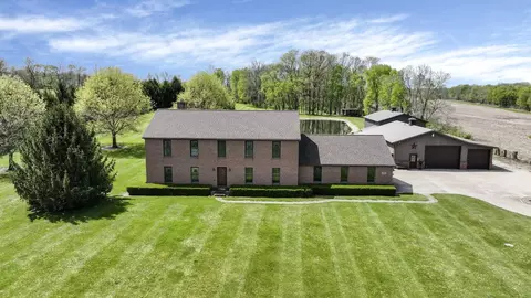 1995 Pickerington Rd NW, Carroll, OH 43112