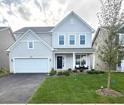 6446 Boone Dr, Powell, OH 43065