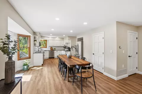 Dining - 4935 Dunkerrin Ct, Dublin, OH 43017 photo 1 of 4