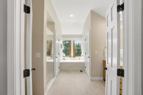 Entry Way - 4935 Dunkerrin Ct, Dublin, OH 43017 photo 9 of 10