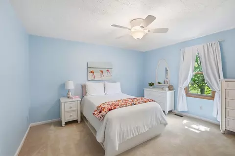 Bedroom - 4935 Dunkerrin Ct, Dublin, OH 43017 photo 4 of 12