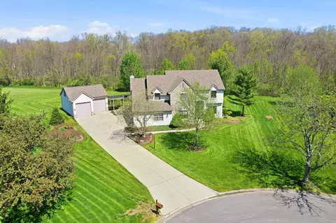 4974 Polar Ct, Lewis Center, OH 43035