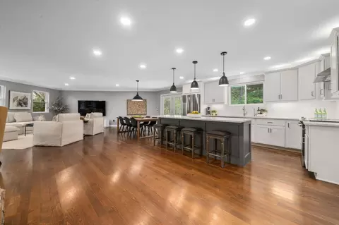 Kitchen - 7402 Riverside Dr, Dublin, OH 43016 photo 1 of 13