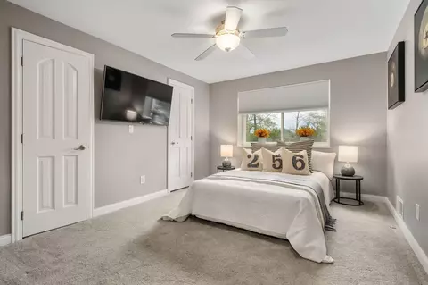 Bedroom - 7402 Riverside Dr, Dublin, OH 43016 photo 9 of 11
