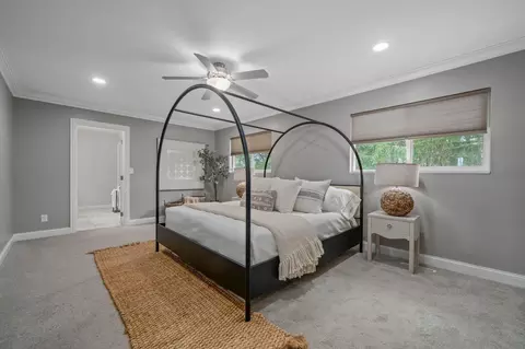 Bedroom - 7402 Riverside Dr, Dublin, OH 43016 photo 6 of 11