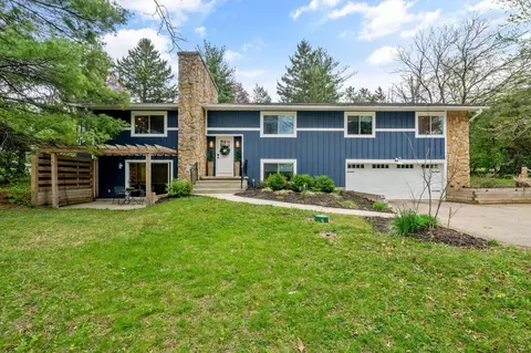 Exterior - 7402 Riverside Dr, Dublin, OH 43016 photo 19 of 19