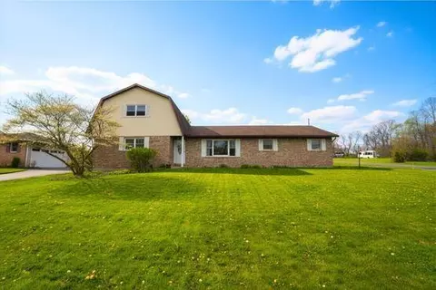 2485 Sheridan Dr, Lancaster, OH 43130