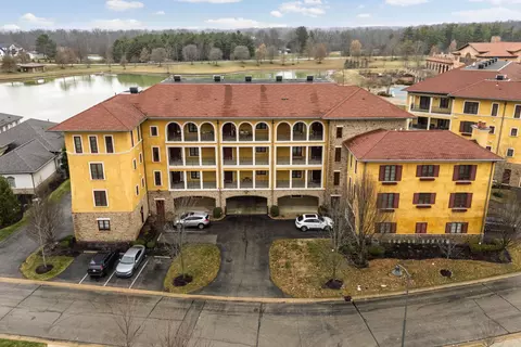 9037 Terrazza South Ct, Dublin, OH 43016