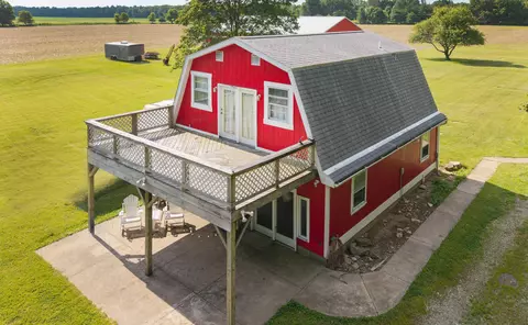 5323 Homer Rd NW, Centerburg, OH 43011