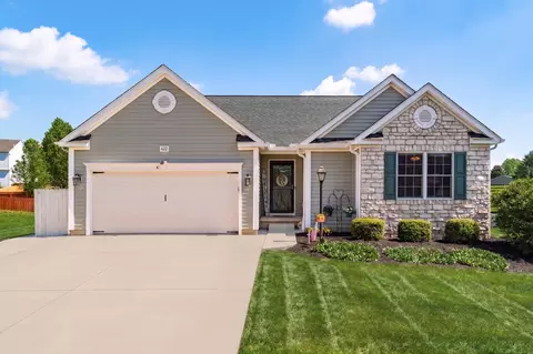 422 Wooster St, Pickerington, OH 43147
