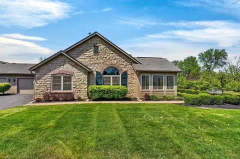 240 Waterside Dr, Delaware, OH 43015