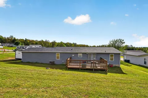Exterior - 221 Twilight Dr, Jackson, OH 45640 photo 9 of 10